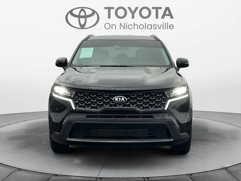 Used 2021 Kia Sorento S image 9