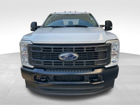 Used 2024 Ford F350 XL image 11