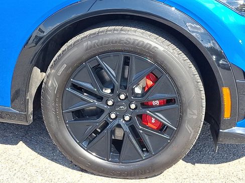 Used 2025 Ford Mustang Mach-E Premium w/ Sport Appearance Package AWD/4WD image 8