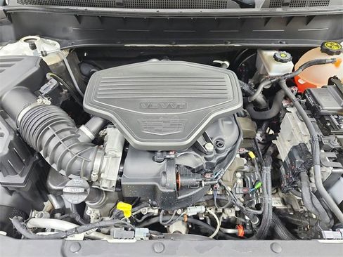 Used 2021 Cadillac XT6 Premium Luxury image 17