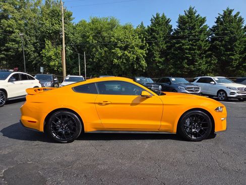 Used 2019 Ford Mustang Premium w/ Ecoboost Performance Package RWD image 5