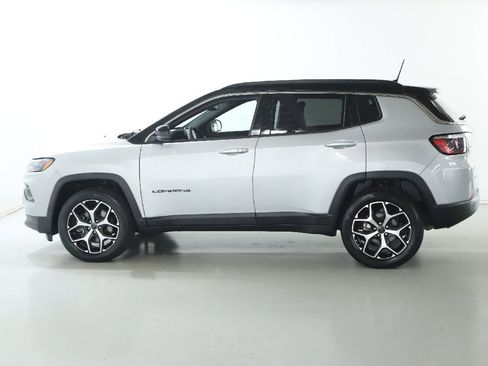 Used 2025 Jeep Compass Limited AWD/4WD image 38