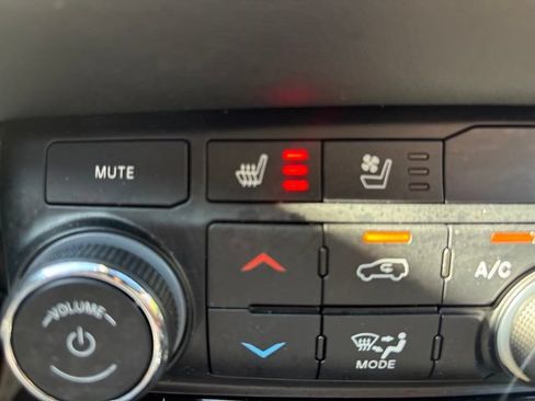 Used 2023 Dodge Durango GT AWD/4WD image 29