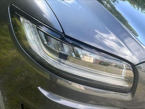 Used 2020 Lincoln Nautilus Reserve AWD/4WD image 28