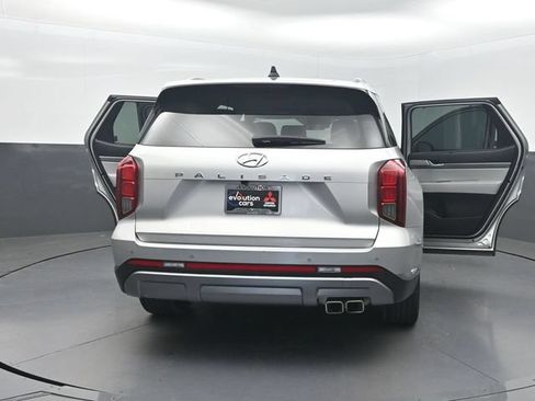Used 2025 Hyundai Palisade SEL FWD image 35