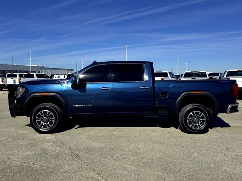 Used 2023 GMC Sierra 2500 SLT w/ SLT Convenience Package image 10