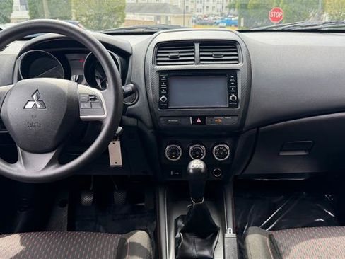Used 2019 Mitsubishi Outlander Sport ES FWD image 23