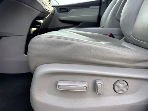 Used 2019 Honda Odyssey EX-L image 13