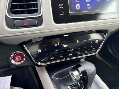 Certified 2018 Honda HR-V EX image 30