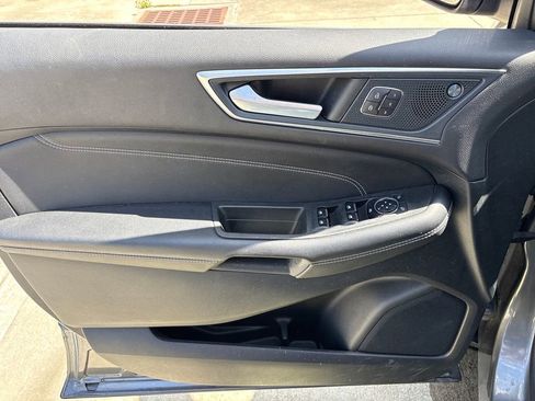 Certified 2024 Ford Edge Titanium image 11