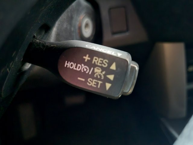 Used 2017 Toyota RAV4 LE w/ Carpet Mat Package FWD image 22
