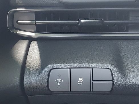 New 2025 Hyundai Elantra Sport image 24