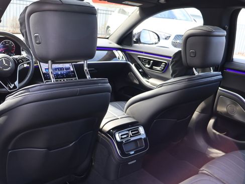 Certified 2023 Mercedes-Benz S 500 4MATIC image 19