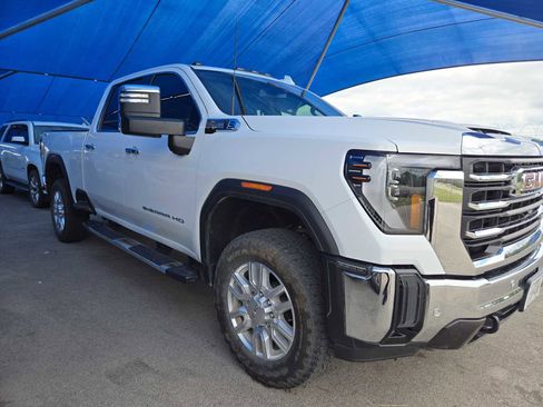 Used 2024 GMC Sierra 2500 SLT w/ SLT Premium Package AWD/4WD image 2