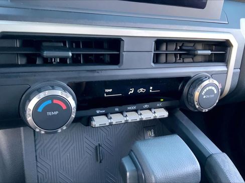Used 2025 Toyota Tacoma SR RWD image 31