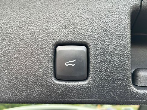 Used 2023 Ford Escape Active w/ Tech Pack #2 AWD/4WD image 35