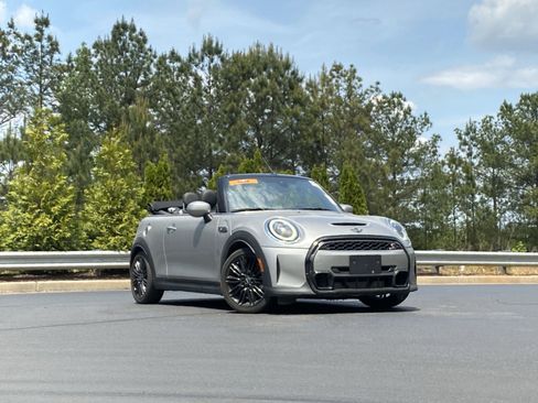 Used 2024 MINI Cooper S FWD image 2