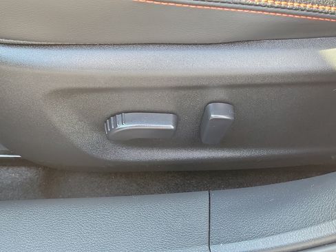 Used 2025 Nissan Altima 2.5 SR FWD image 18