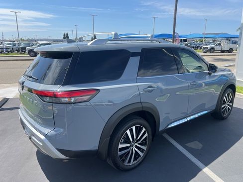 Used 2024 Nissan Pathfinder Platinum w/ Cargo Package FWD image 22