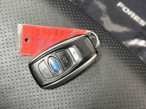 Used 2019 Subaru Forester Limited AWD/4WD image 32