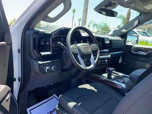 New 2026 GMC Sierra 1500 Elevation w/ Preferred Package AWD/4WD image 15