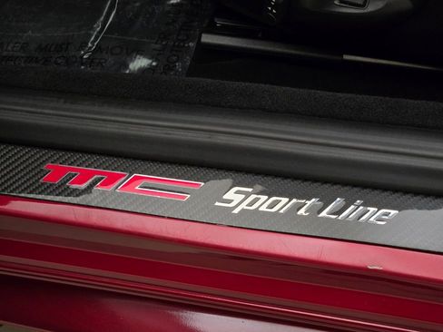 Used 2018 Maserati GranTurismo MC image 31