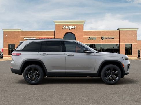 New 2026 Jeep Grand Cherokee Limited w/ Limited Altitude Package AWD/4WD image 21