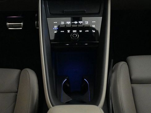 Used 2024 Porsche Macan Turbo Electric image 16