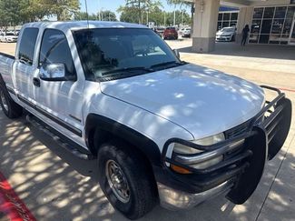 Used 1999 Chevrolet Silverado 2500 LS w/ Firm Ride Suspension Pkg AWD/4WD video 1