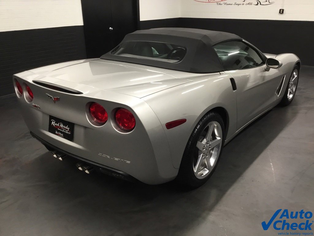 Used 2005 Chevrolet Corvette Convertible w/ Preferred Equipment Group RWD image 22