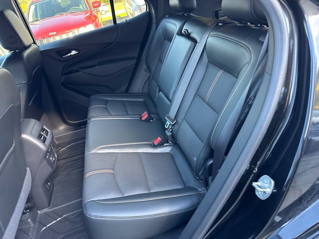 Used 2024 Chevrolet Equinox Premier AWD/4WD image 22