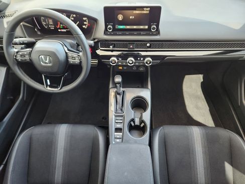 Used 2023 Honda Civic Sport image 25