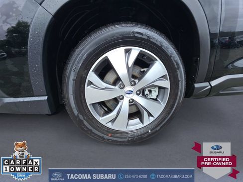 Used 2025 Subaru Ascent Premium AWD/4WD image 9