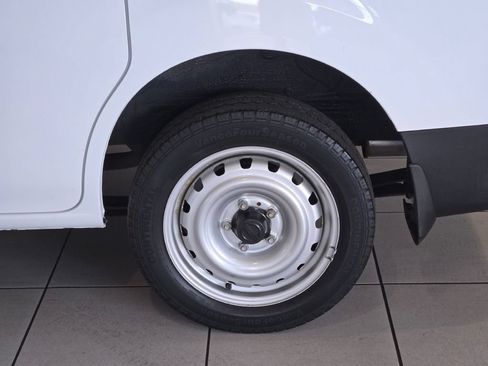 Used 2021 Nissan NV200 S FWD image 14