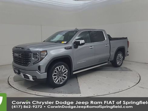 Used 2024 GMC Sierra 1500 Denali Ultimate AWD/4WD image 7