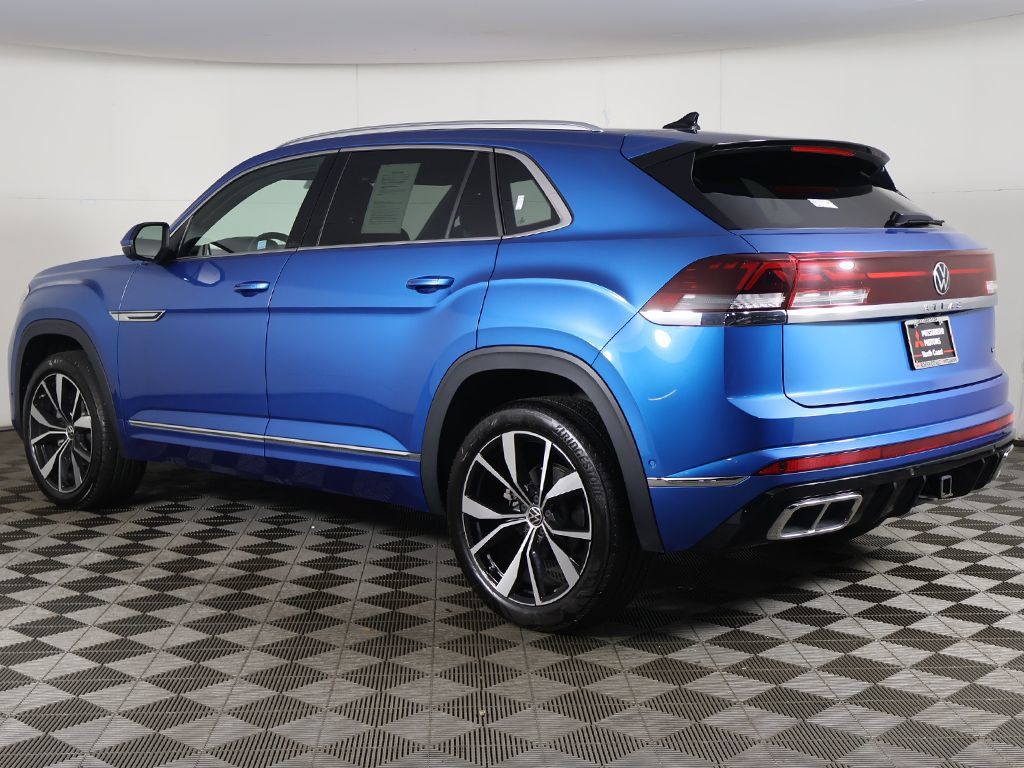 Used 2024 Volkswagen Atlas Cross Sport SEL Premium R-Line AWD/4WD image 12