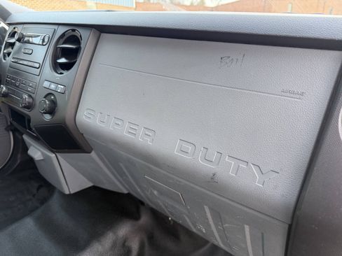 Used 2013 Ford F250 XL RWD image 27