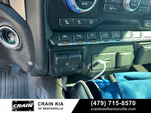 Used 2021 GMC Sierra 1500 SLT w/ SLT Premium Plus Package AWD/4WD image 11