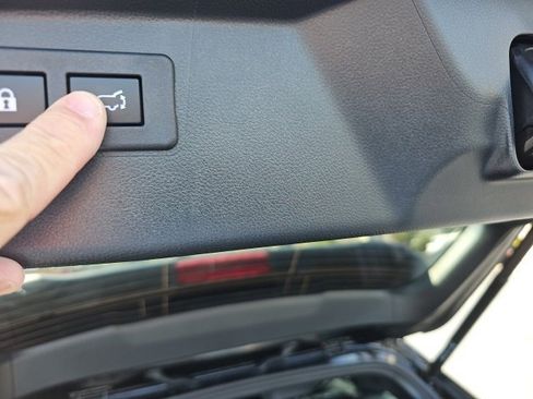 Used 2025 Subaru Outback Wilderness image 16