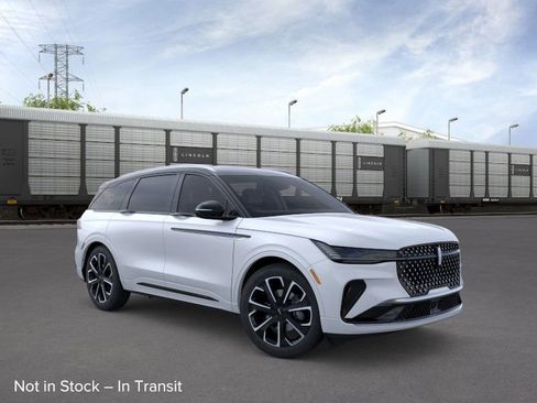 New 2026 Lincoln Nautilus Reserve AWD/4WD image 7