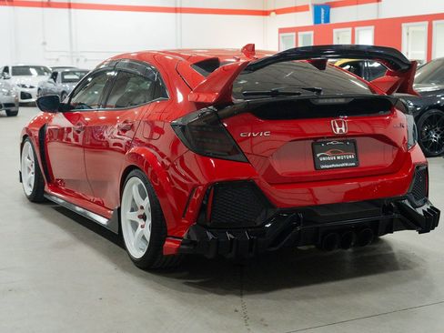 Used 2018 Honda Civic Type R image 4