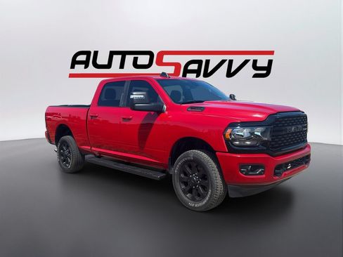 Used 2024 RAM 2500 Big Horn w/ Night Edition AWD/4WD image 3