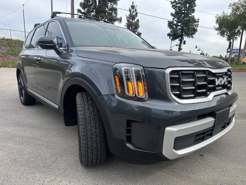 Certified 2024 Kia Telluride S w/ S Sunroof Package FWD image 7