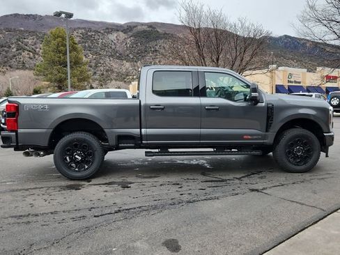New 2026 Ford F250 Lariat w/ Black Appearance Package AWD/4WD image 2