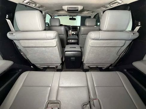 Used 2013 Toyota Sequoia Platinum AWD/4WD image 18