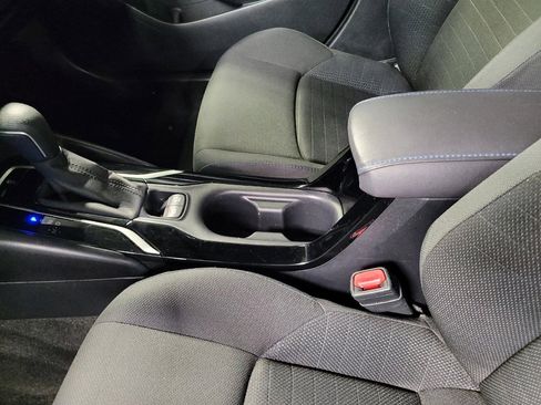 Used 2021 Toyota Corolla SE FWD image 26