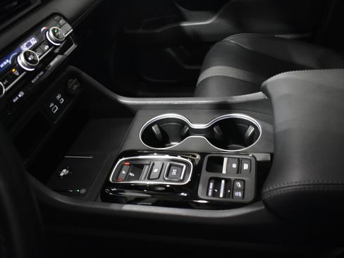 Used 2023 Honda Pilot Touring image 26