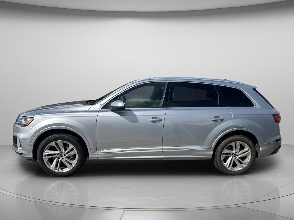 Used 2022 Audi Q7 3.0T Premium Plus w/ Premium Plus Package AWD/4WD image 4