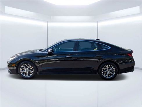Used 2020 Hyundai Sonata SEL w/ Premium + Sunroof Package FWD image 6