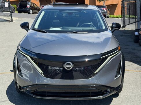 Used 2023 Nissan Ariya FWD image 2